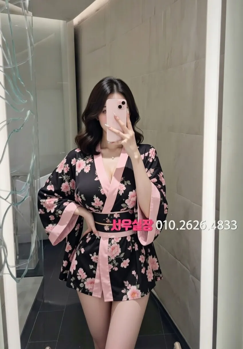 서현 쓰리노 프리미엄 라인업 3번 프로필